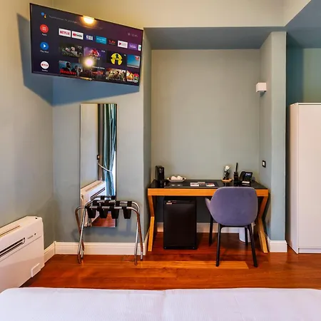 Rosabianca Boutique Готель Рапалло